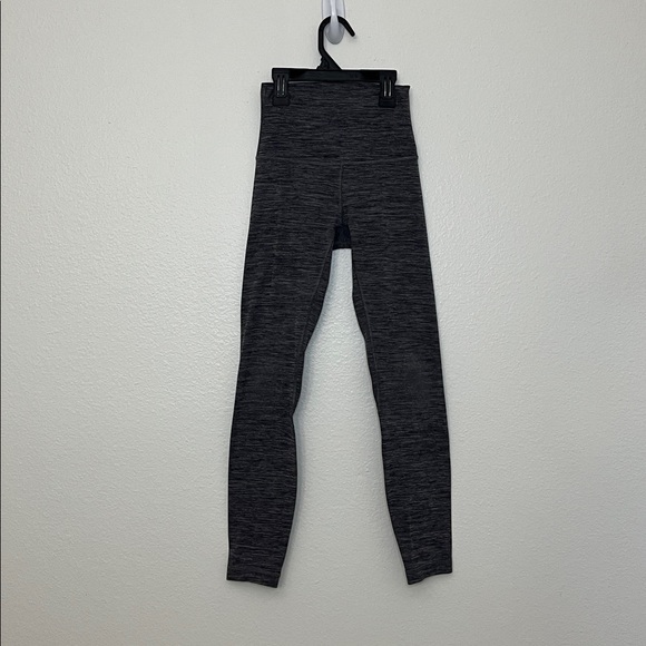 Lululemon Women's Grey Leggings size 0 - Picture 1 of 11